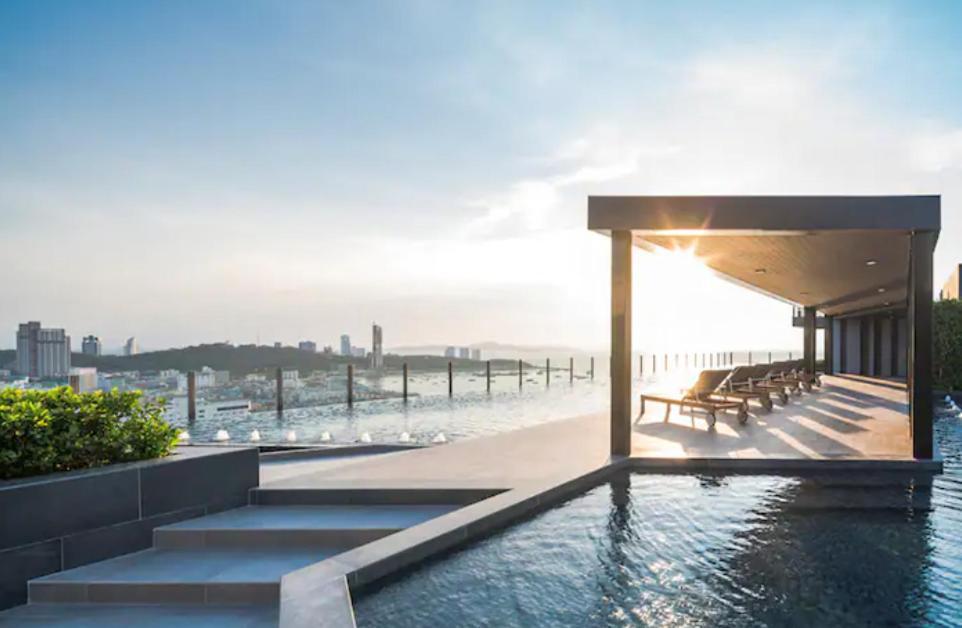 The Base Central Pattaya Quiet King-Bed With Infinity Pool & Free Netflix! 外观 照片