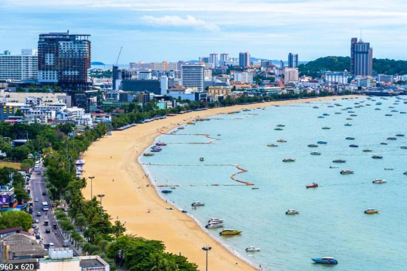 The Base Central Pattaya Quiet King-Bed With Infinity Pool & Free Netflix! 外观 照片